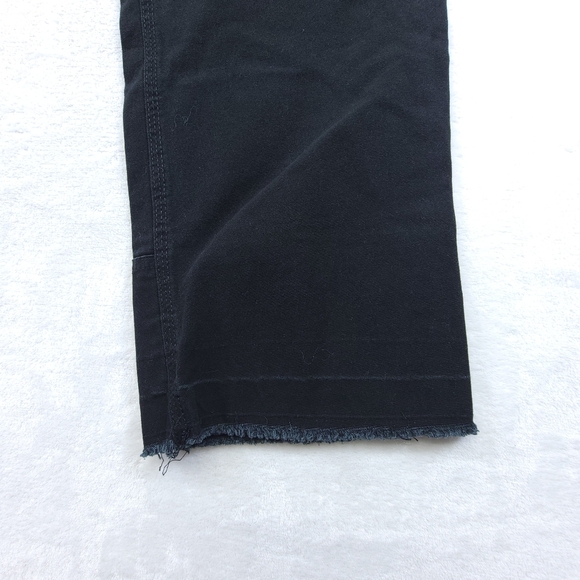 Noble Outfitters Pants Women's Black Cargo Jean Straight Leg Raw Hem Size 14 - Picture 6 of 12